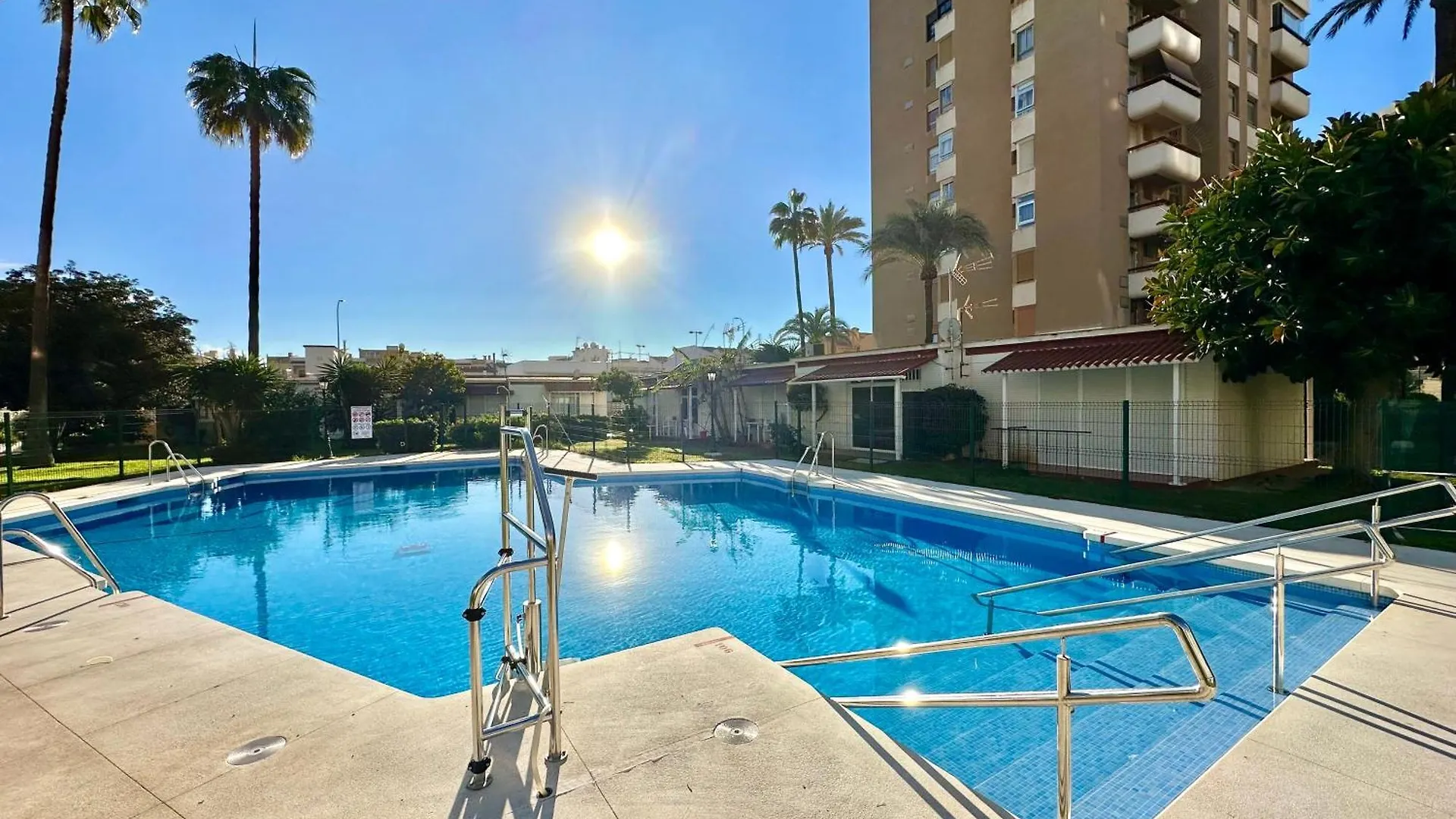 Gorgeous Apartment At The Sea In La Carihuela! Torremolinos 0*,  España