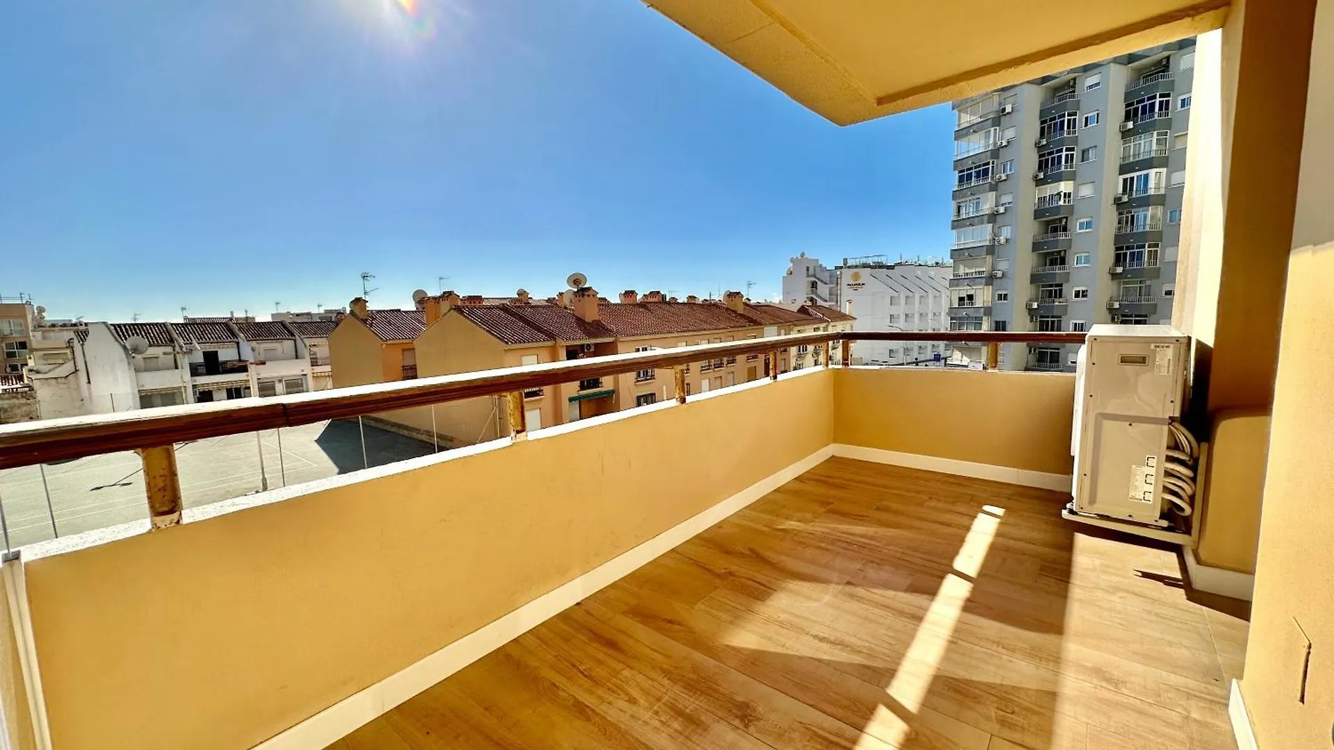 Gorgeous Apartment At The Sea In La Carihuela! Torremolinos España
