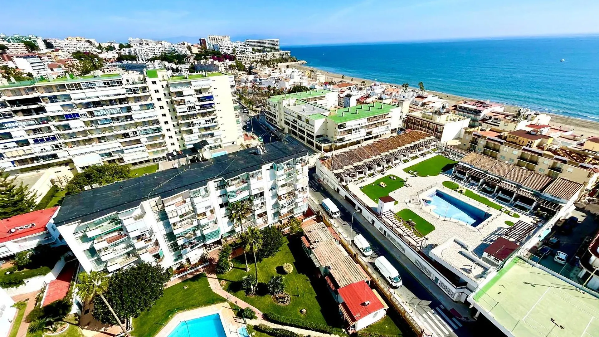 Gorgeous Apartment At The Sea In La Carihuela! Torremolinos 0*,  España